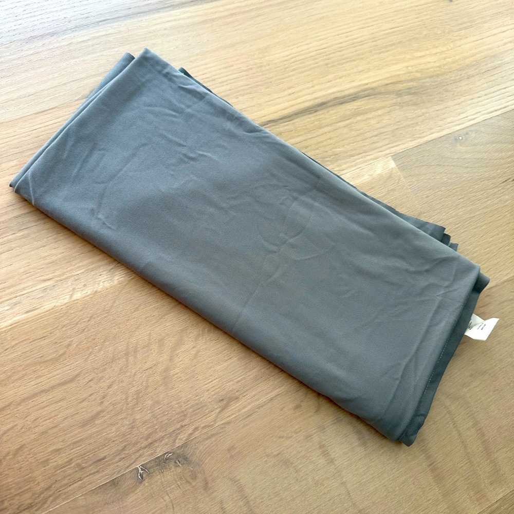 Nuroo Nursing Scarf